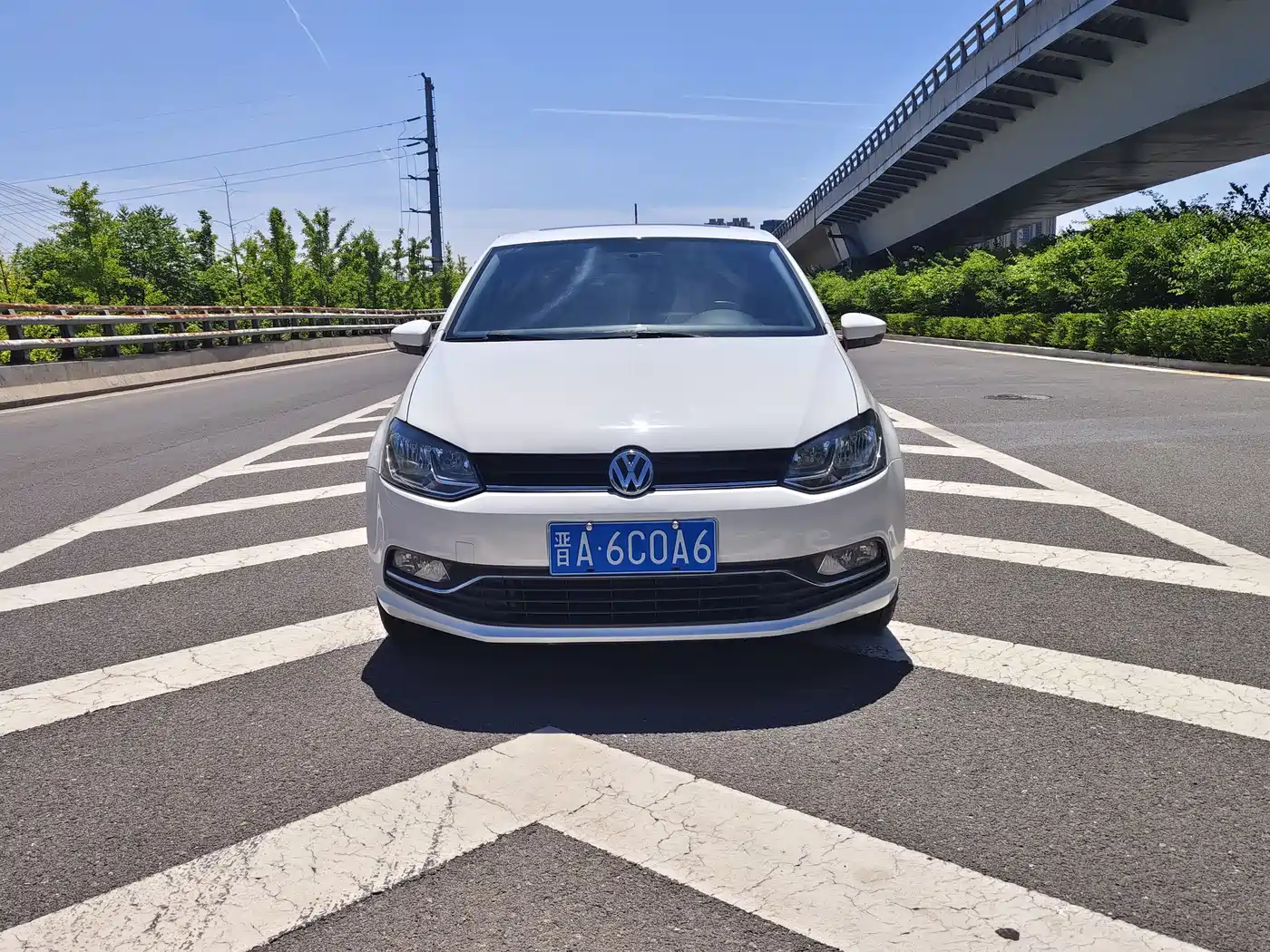Volkswagen Polo 2016 1.6L Automatic Comfort фото 2