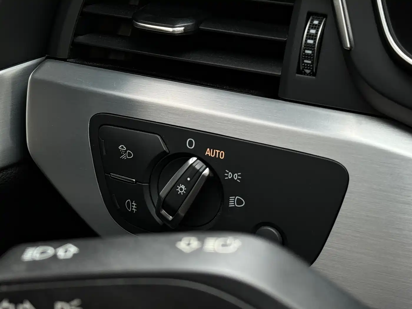 Audi A4L 2019 40 TFSI Progressive (China V) фото 14
