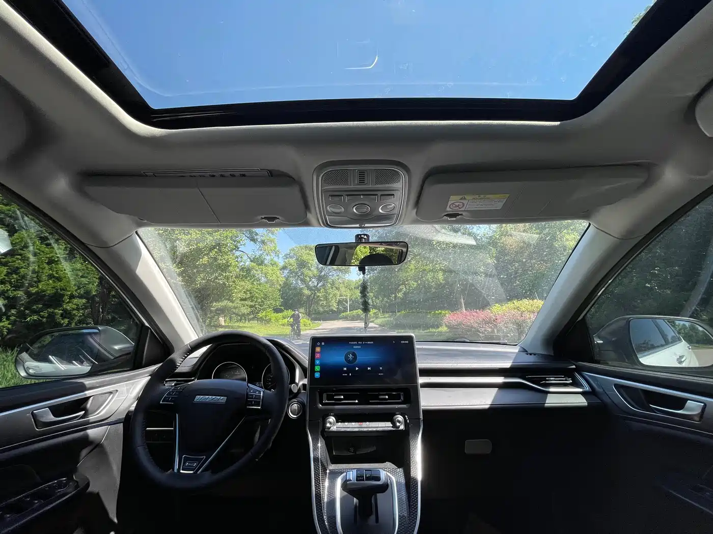 Haval M6 2021 PLUS 1.5T DCT Luxury Smart Connect фото 8