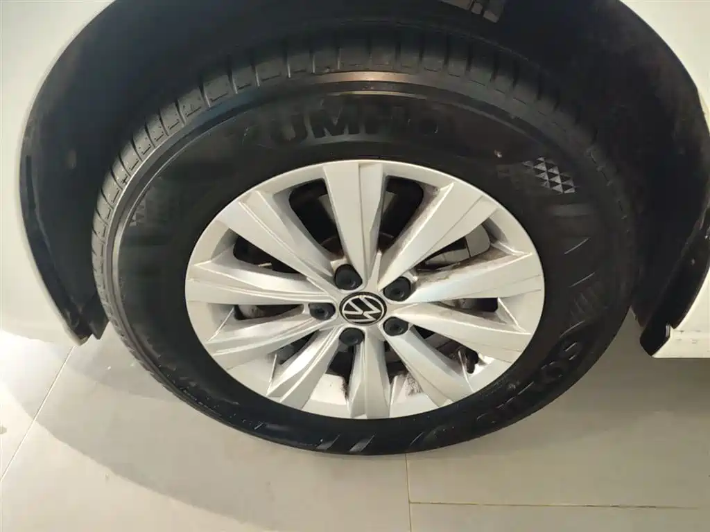 Volkswagen Lavida 2025 New Edge 1.5L Outstanding New Ease фото 23