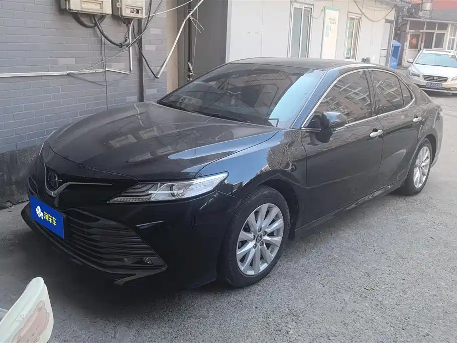 Toyota Camry 2019 Facelift 2.0G Luxury Edition