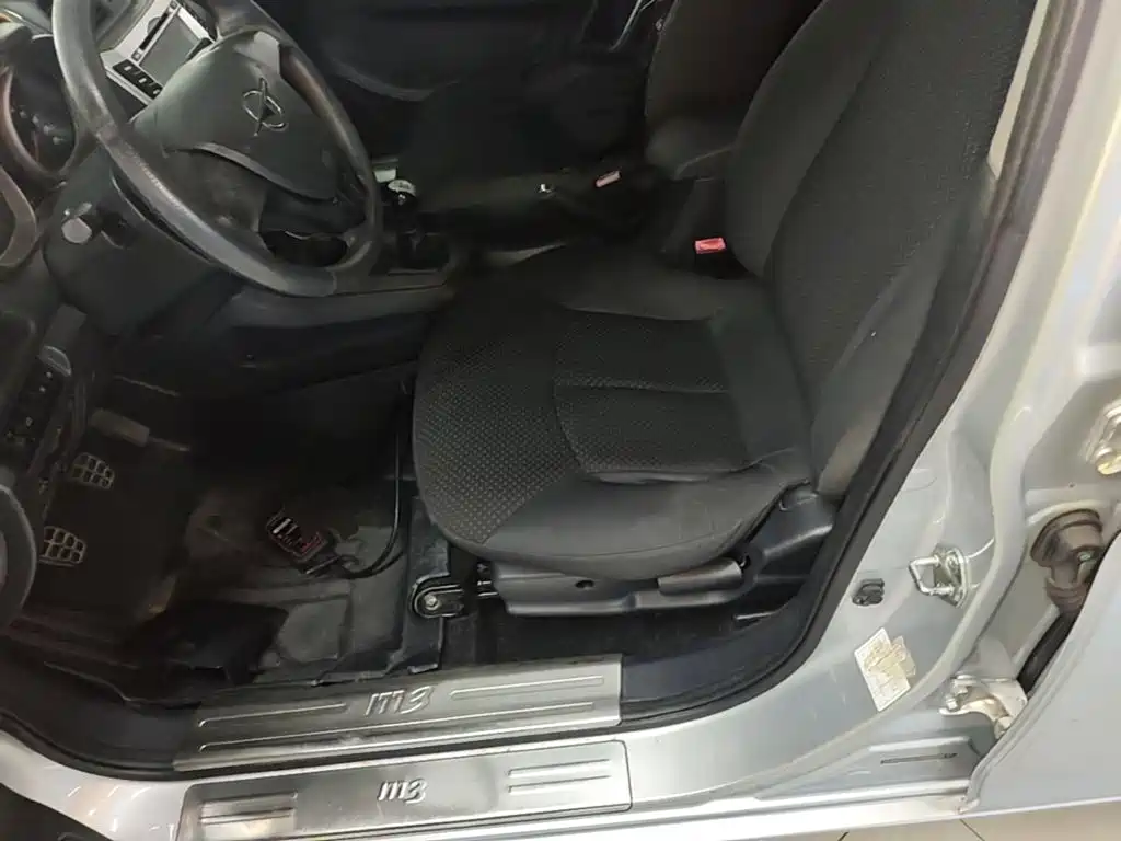 Photo 15 - Haima M3
