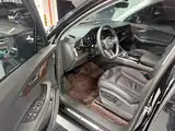 Photo 4 - Audi Q7
