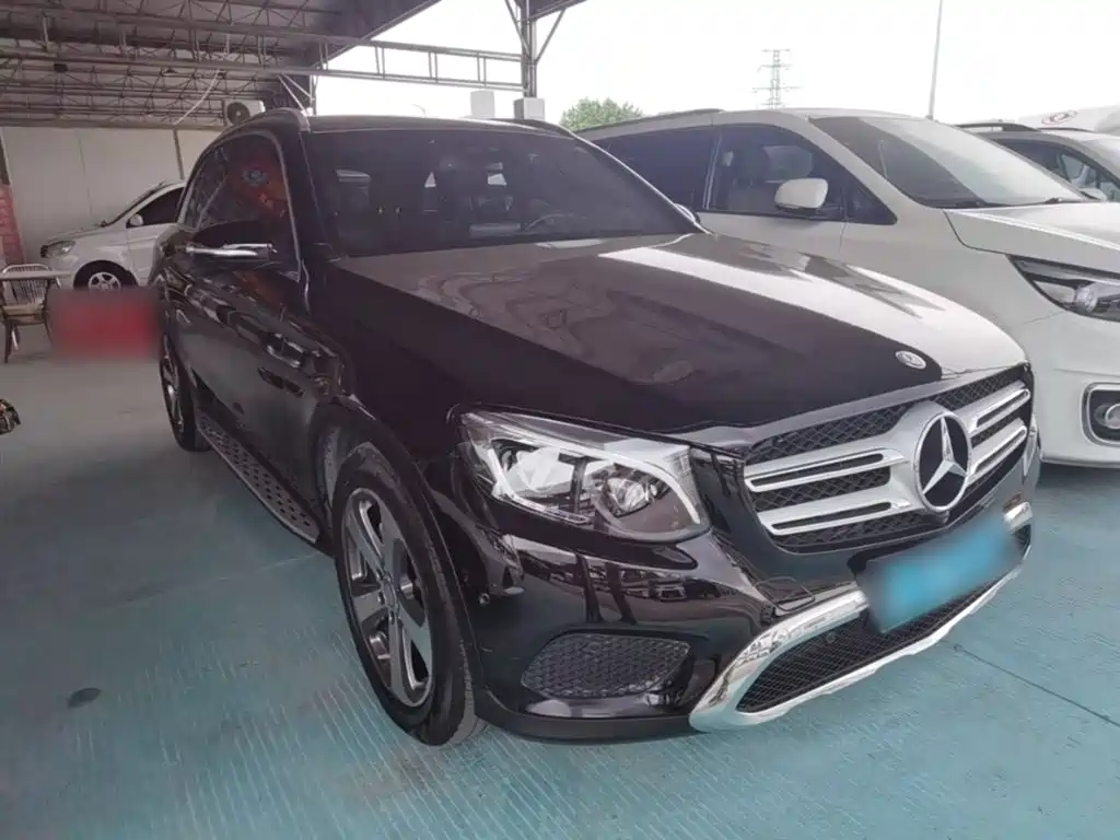 Mercedes-Benz GLC 2016 GLC 300 4MATIC Dynamic фото 4