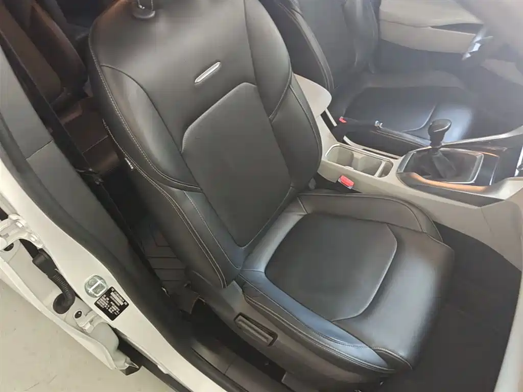 SAIC Maxus Maxus G50 2023 Model 1.5T Manual Joyride A фото 25