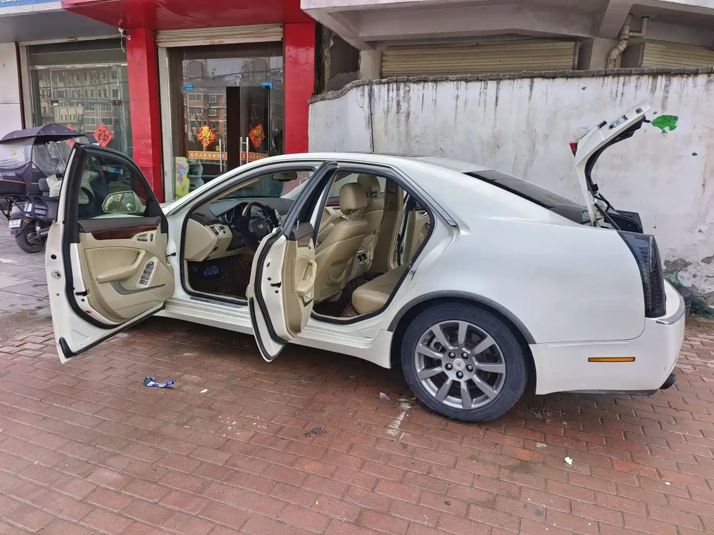 Cadillac CTS (Import) 2008 Model 2.8L Elite Sport Edition фото 14