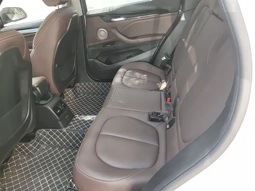 BMW X1 2022 sDrive25Li Leading фото 24