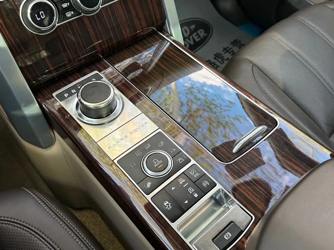 Land Rover Range Rover 2013 5.0 SC V8 AB Ultimate Genesis Edition фото 5