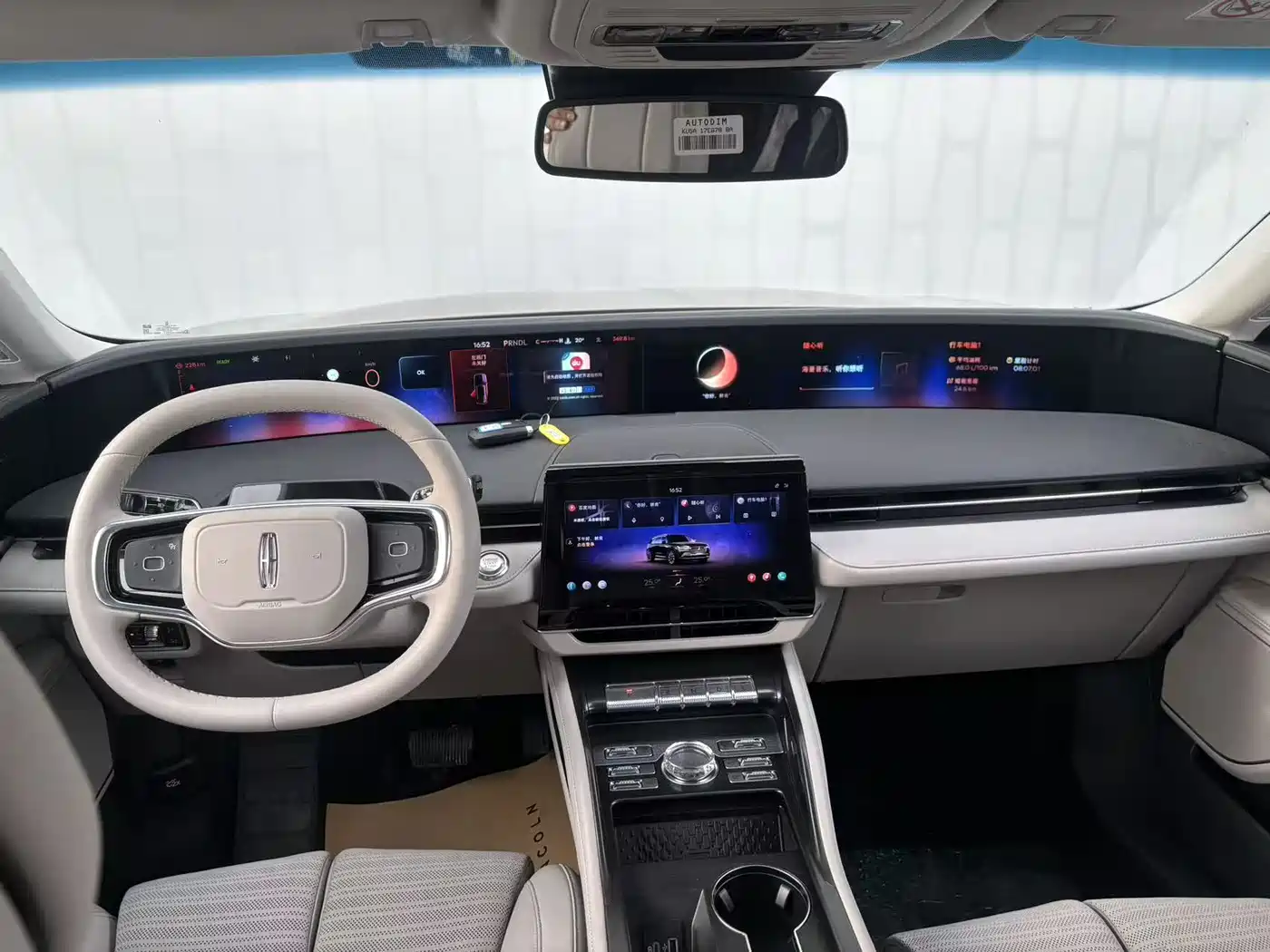 LINCOLN NAVIGATOR
