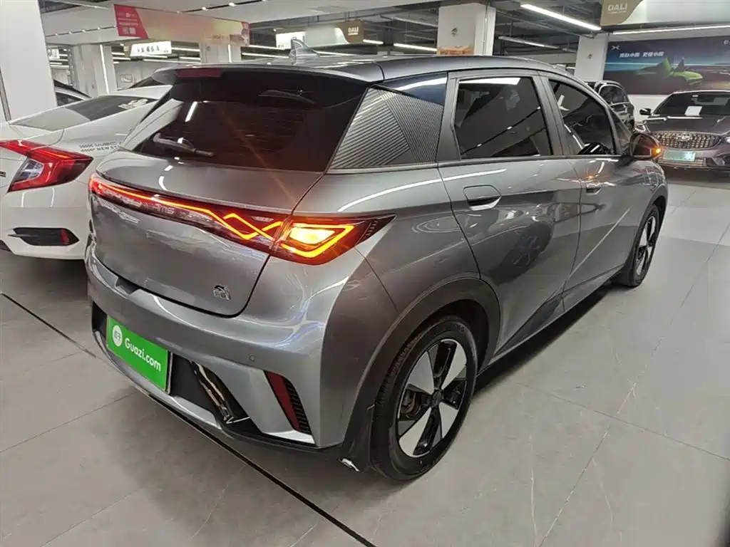 BYD Dolphin 2023 420km Fashion Edition фото 7