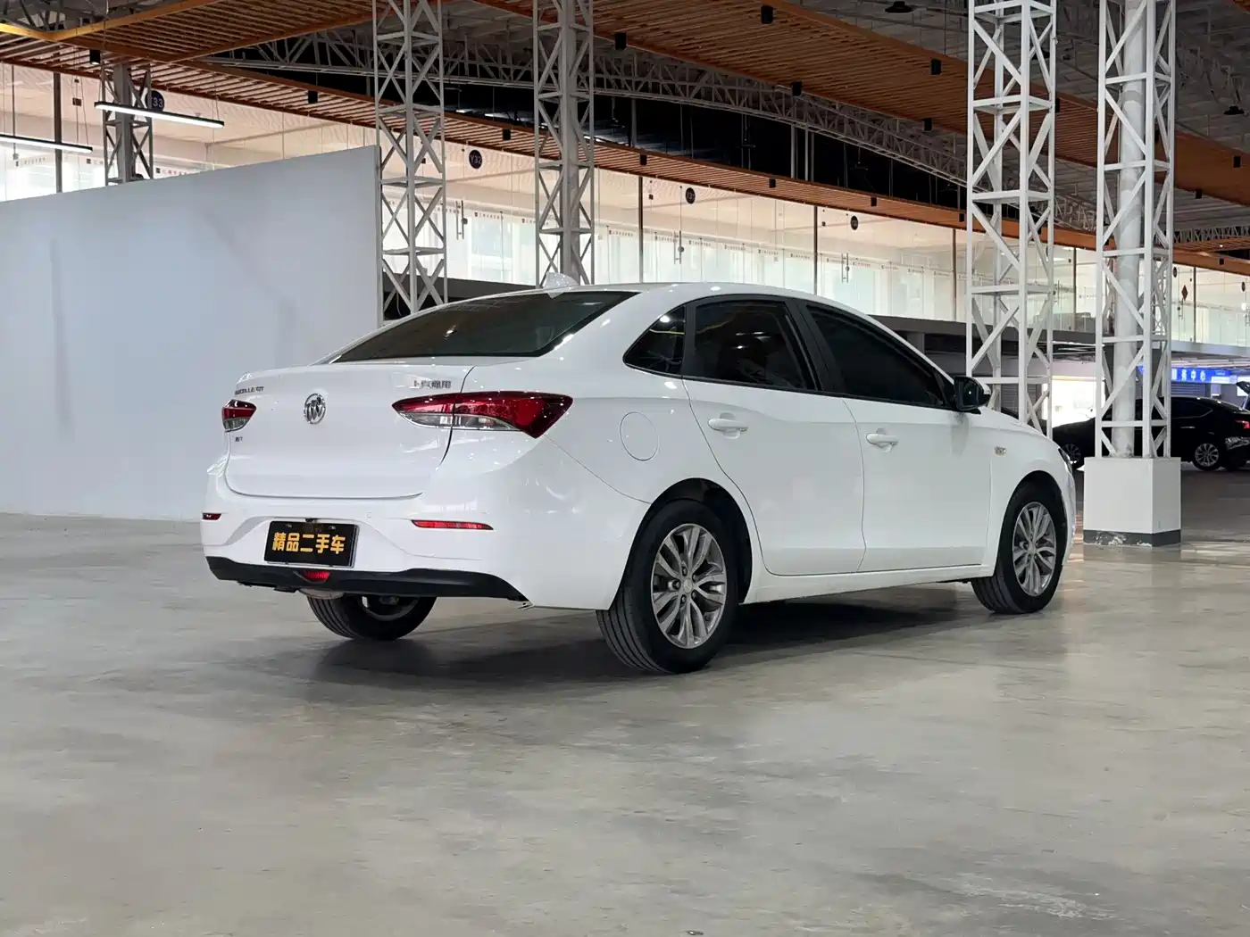 Buick Excelle 2019 18T Auto Connected Elite China VI фото 6