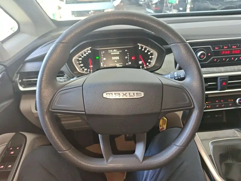 SAIC Maxus Maxus G50 2023 Model 1.5T Manual Joyride A фото 11