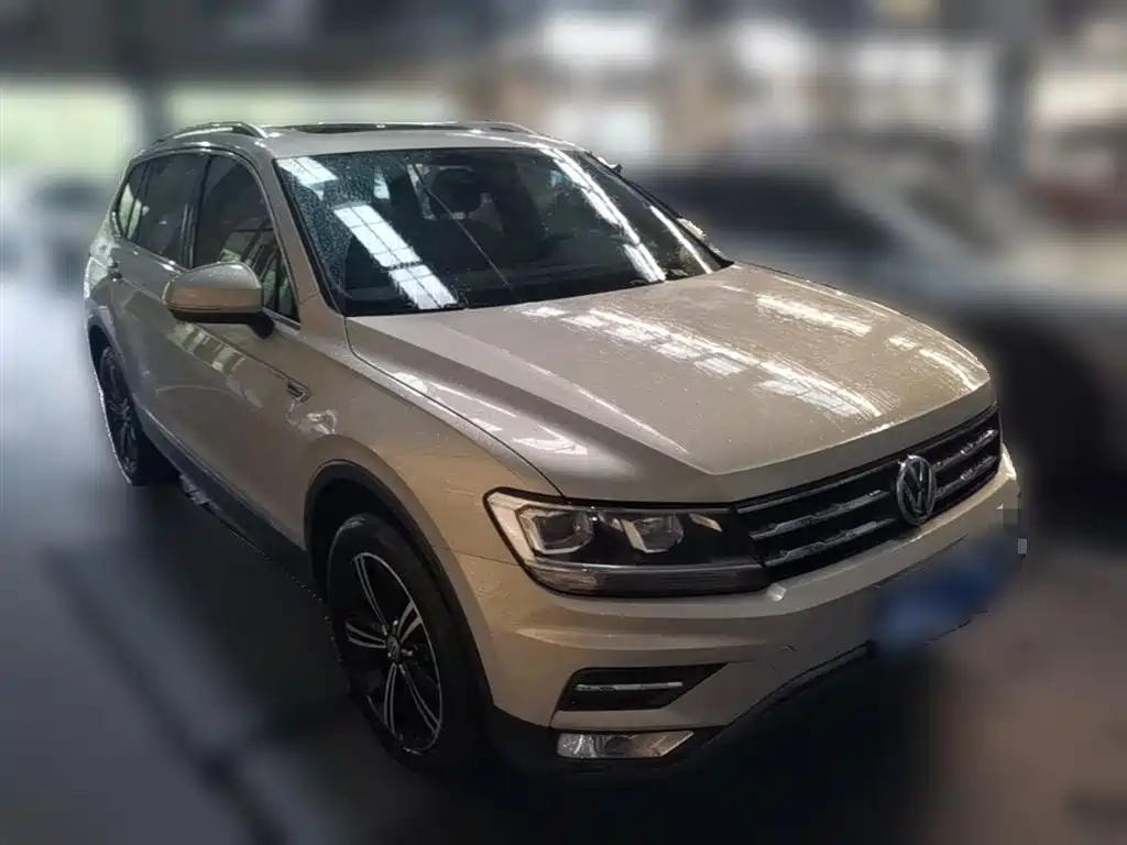 Volkswagen Tiguan L 2020 330TSI Auto 2WD Panorama Comfort China VI фото 24