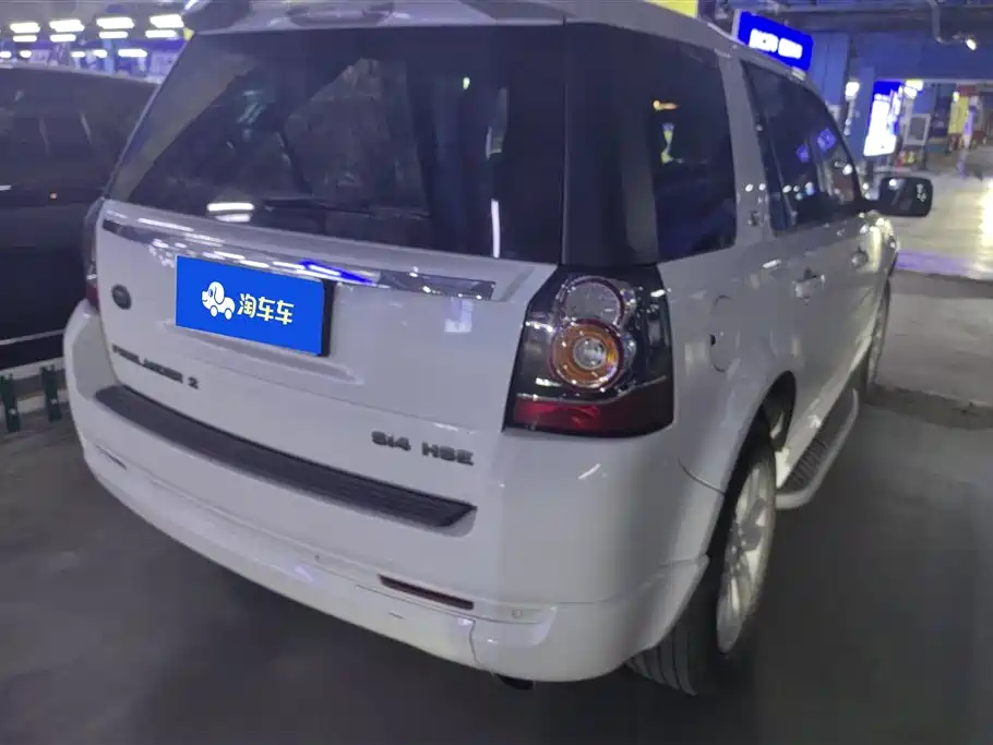 Land Rover Freelander 2 2013 2.0T Si4 HSE Petrol Version фото 3