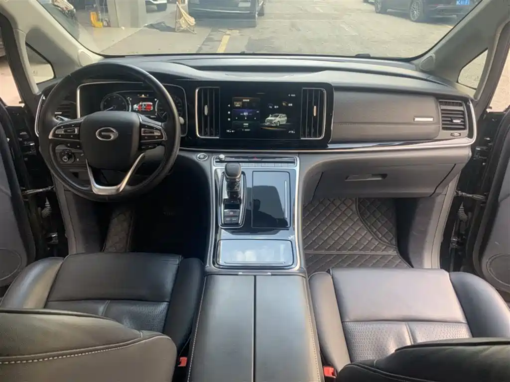 GAC Trumpchi Trumpchi M8 2023 Leading Series 390T Premium Edition фото 10