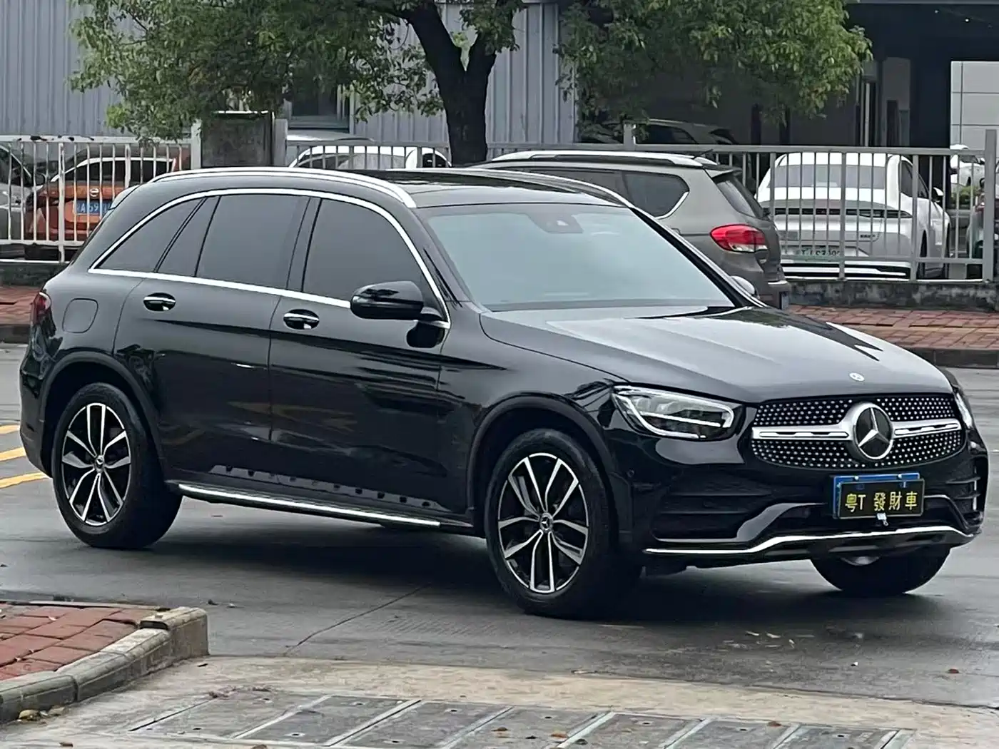 Mercedes-Benz GLC 2021 GLC 300 L 4MATIC Sporty фото 3