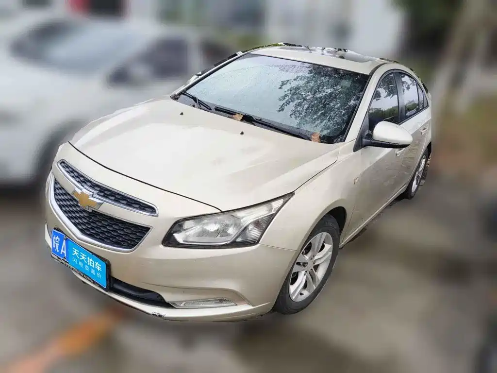 Photo 1 - Chevrolet Cruze
