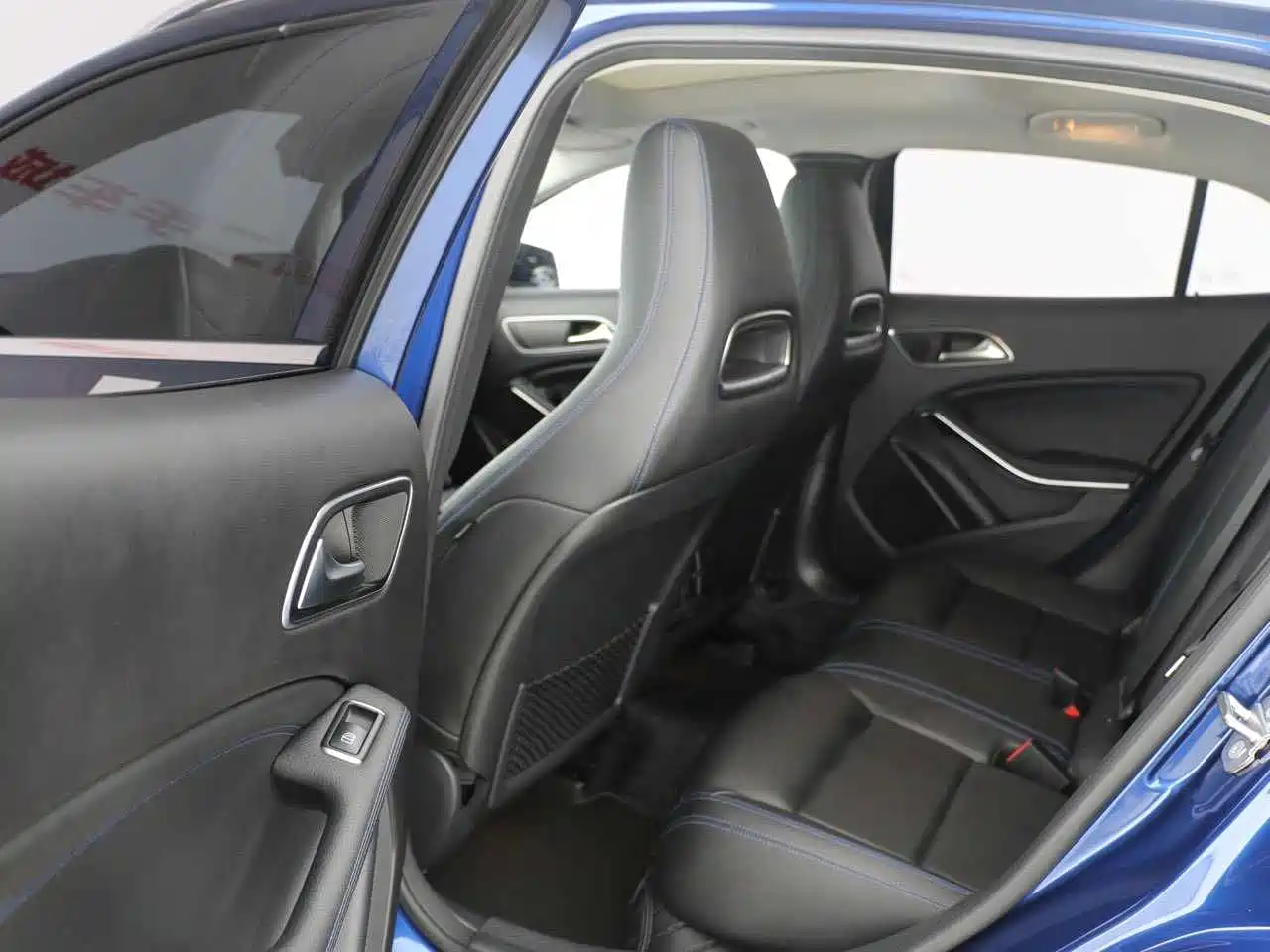 Mercedes-Benz GLA 2019 GLA 200 Fashion фото 9