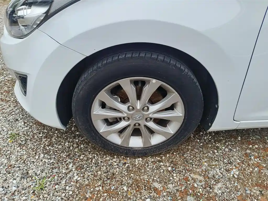 Hyundai Langdong 2016 1.6L Automatic Premium Edition фото 23