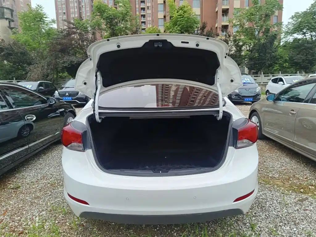 Hyundai Langdong 2016 1.6L Automatic Premium Edition фото 19