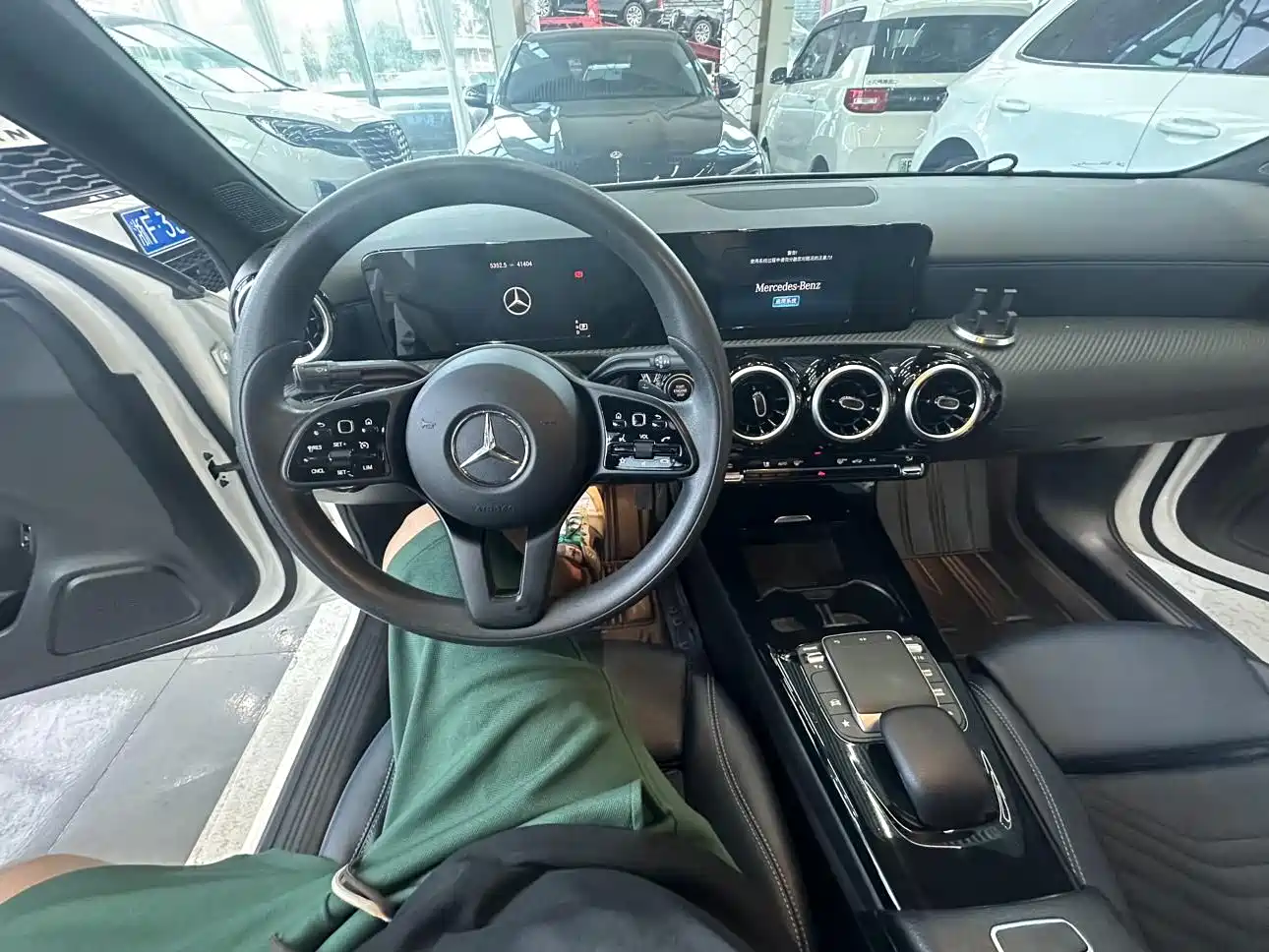 Mercedes-Benz A-Class 2022 A 180 L фото 7