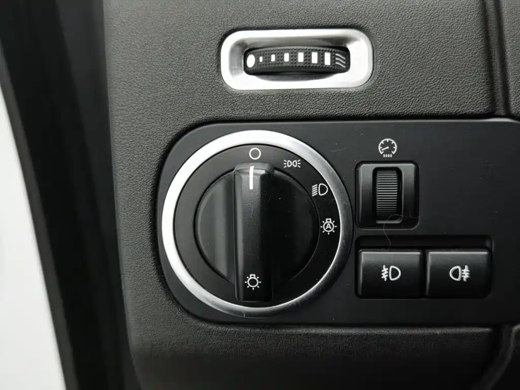 Photo 21 - Land Rover Discovery