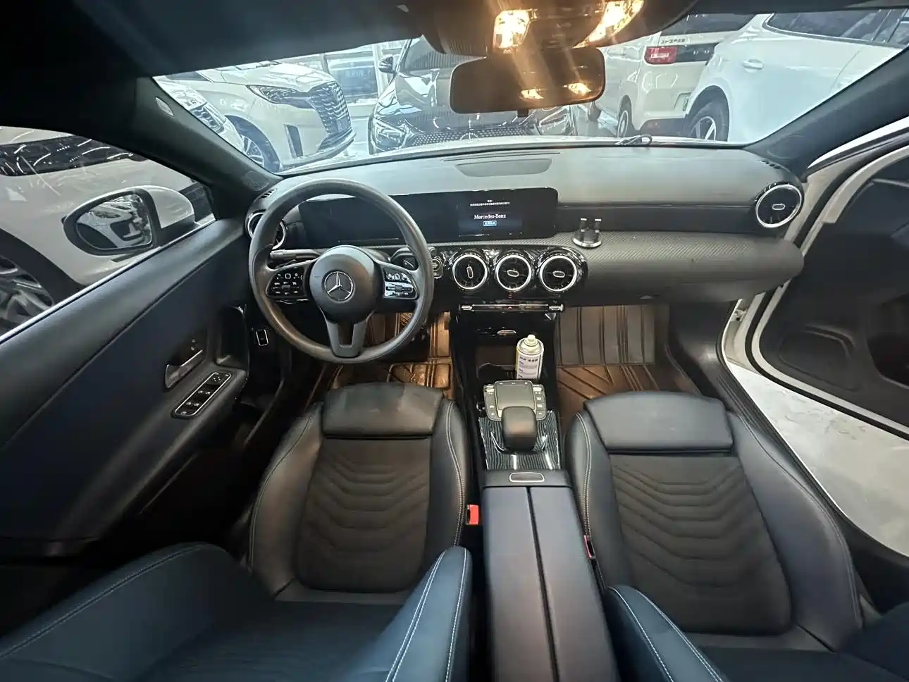 Mercedes-Benz A-Class 2022 A 180 L фото 3
