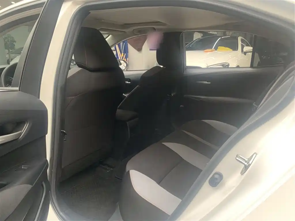 Toyota Corolla 2021 1.2T S-CVT Elite PLUS Edition фото 18
