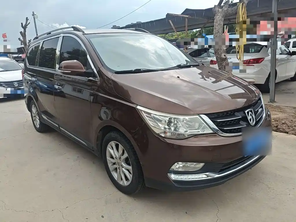 Фото 4 - Baojun 730