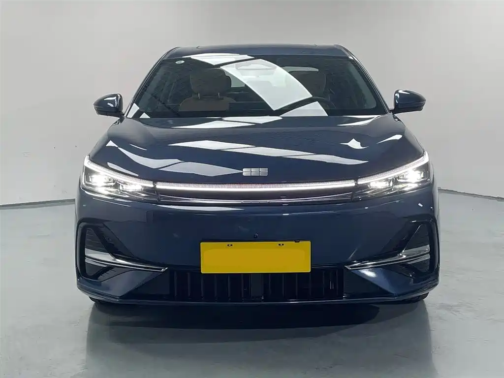 Geely Galaxy Galaxy A7 2025 EM-i фото 4