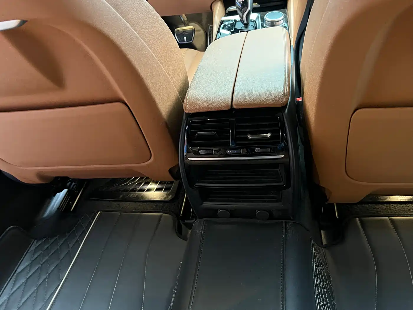 BMW 5 Series 2020 530Li Leading M Sport Package фото 14