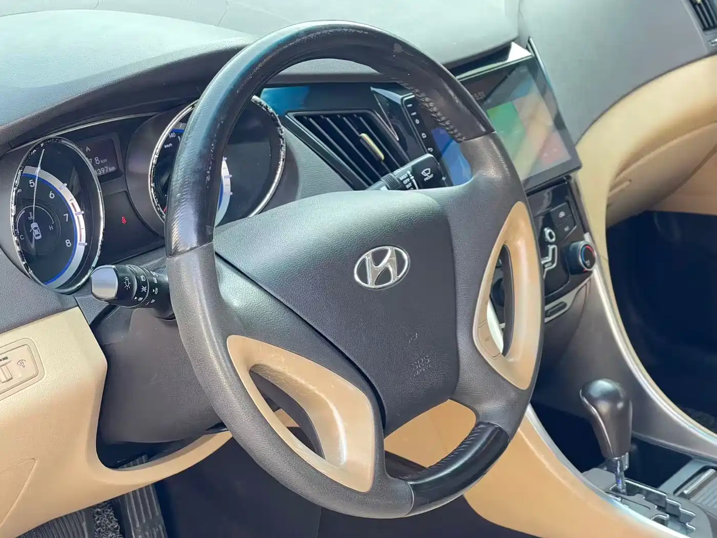 Hyundai Sonata 2013 2.0L Automatic Fashion Edition фото 5