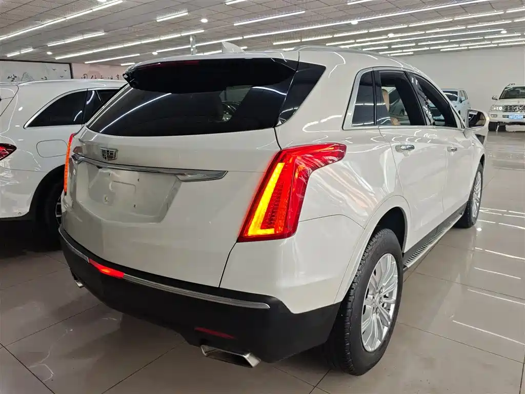 Cadillac XT5 2016 25T Technology Model фото 7
