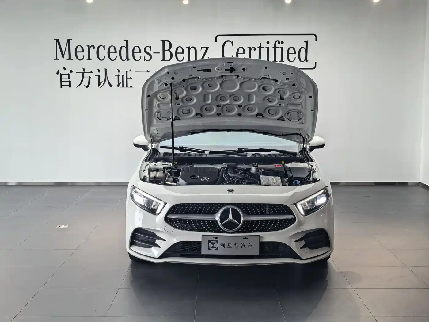 Mercedes-Benz A-Class 2022 Facelift A 200 L Sport Sedan Fashion Style фото 4