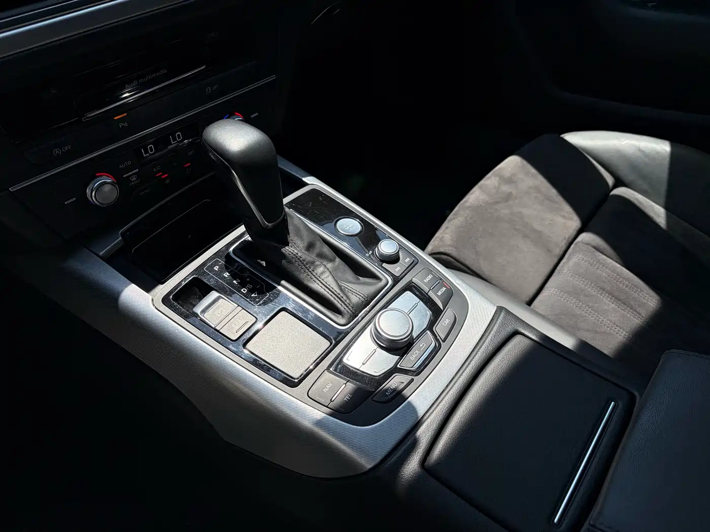 Audi A6 (Import) 2017 Avant 40 TFSI Sport фото 11