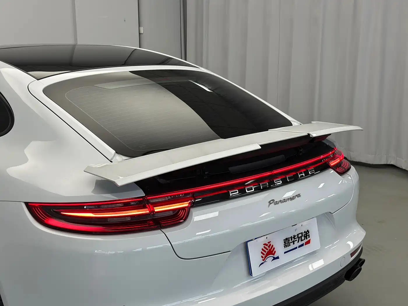 Porsche Panamera 2017 Panamera 3.0T фото 18