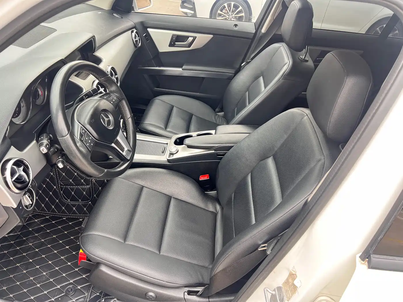 Mercedes-Benz GLK-Class 2013 GLK 300 4MATIC Luxury фото 9