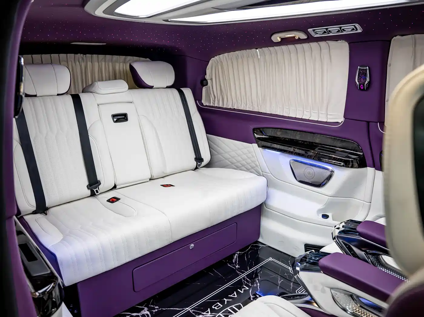 Mercedes-Benz Vito 2024 2.0T Elite Edition 7-Seater фото 20