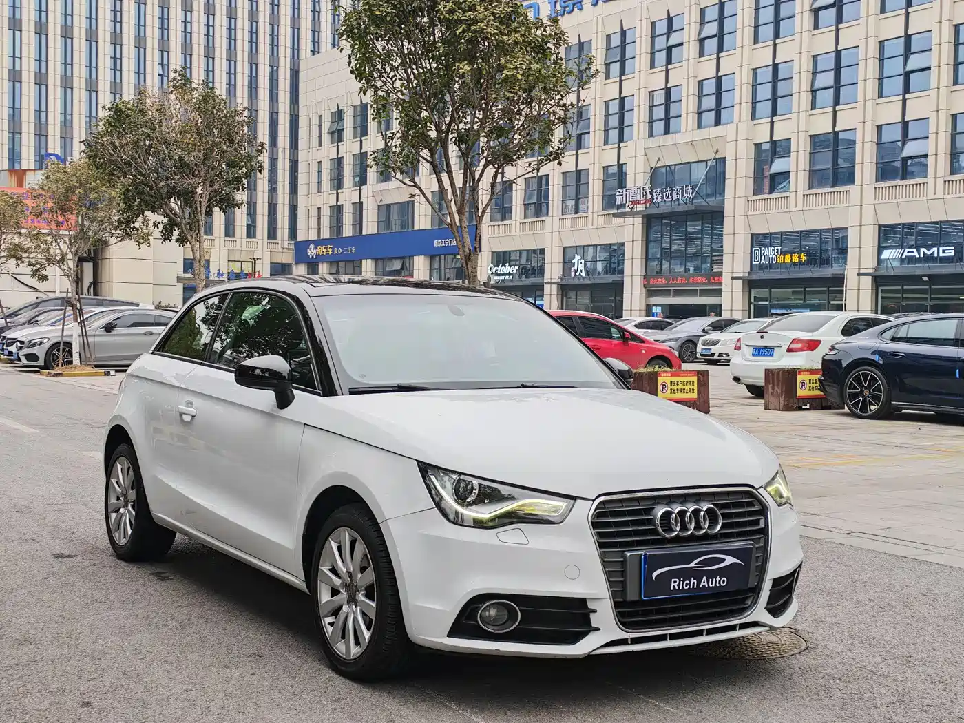 Audi A1 2014 30 TFSI Comfort фото 3