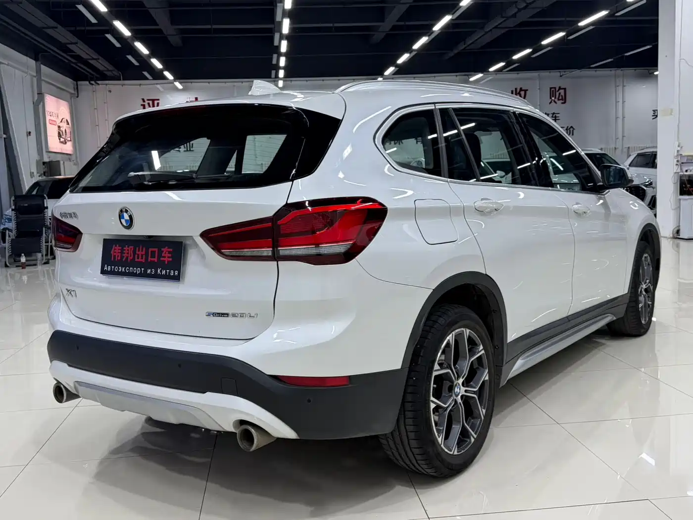 BMW X1 2022 sDrive20Li Fashion фото 6