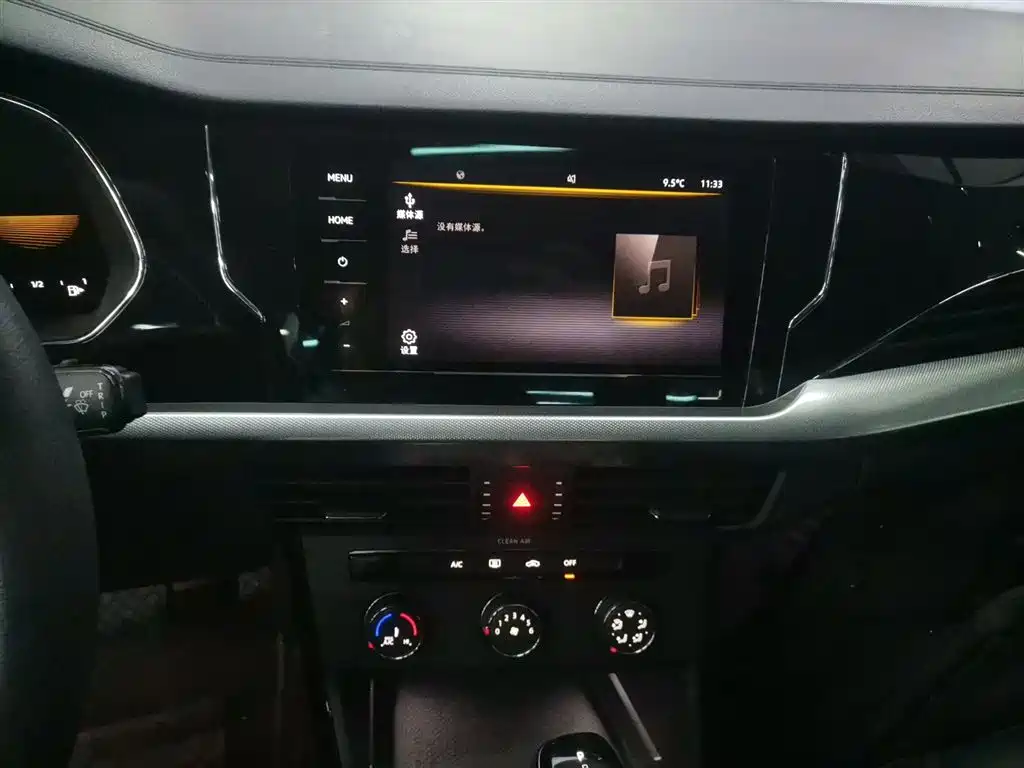 Volkswagen Passat 2023 Facelift 280TSI Business Edition фото 10