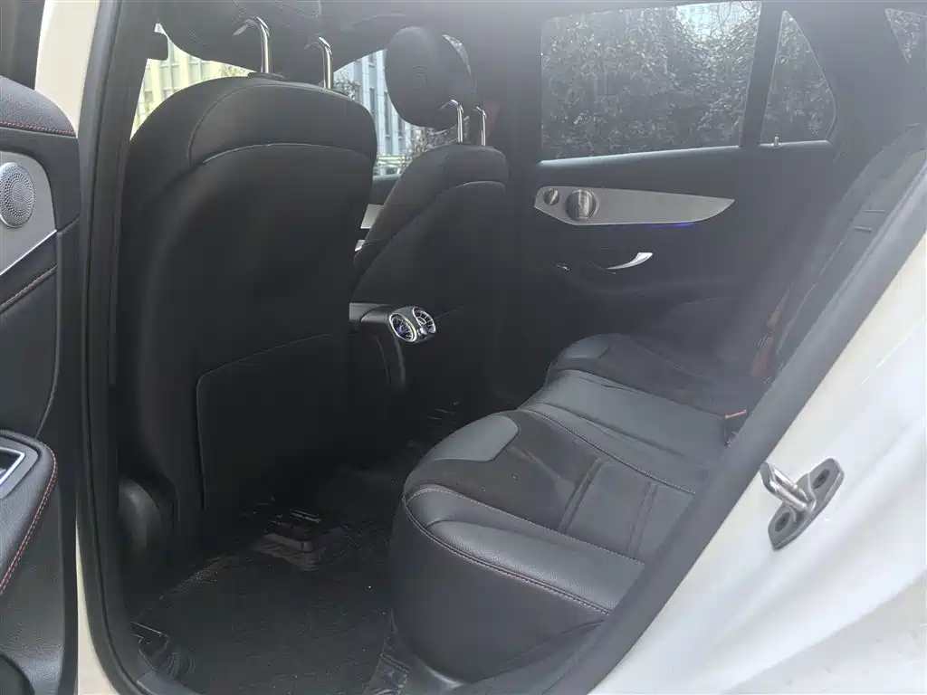MERCEDES-BENZ GLC AMG