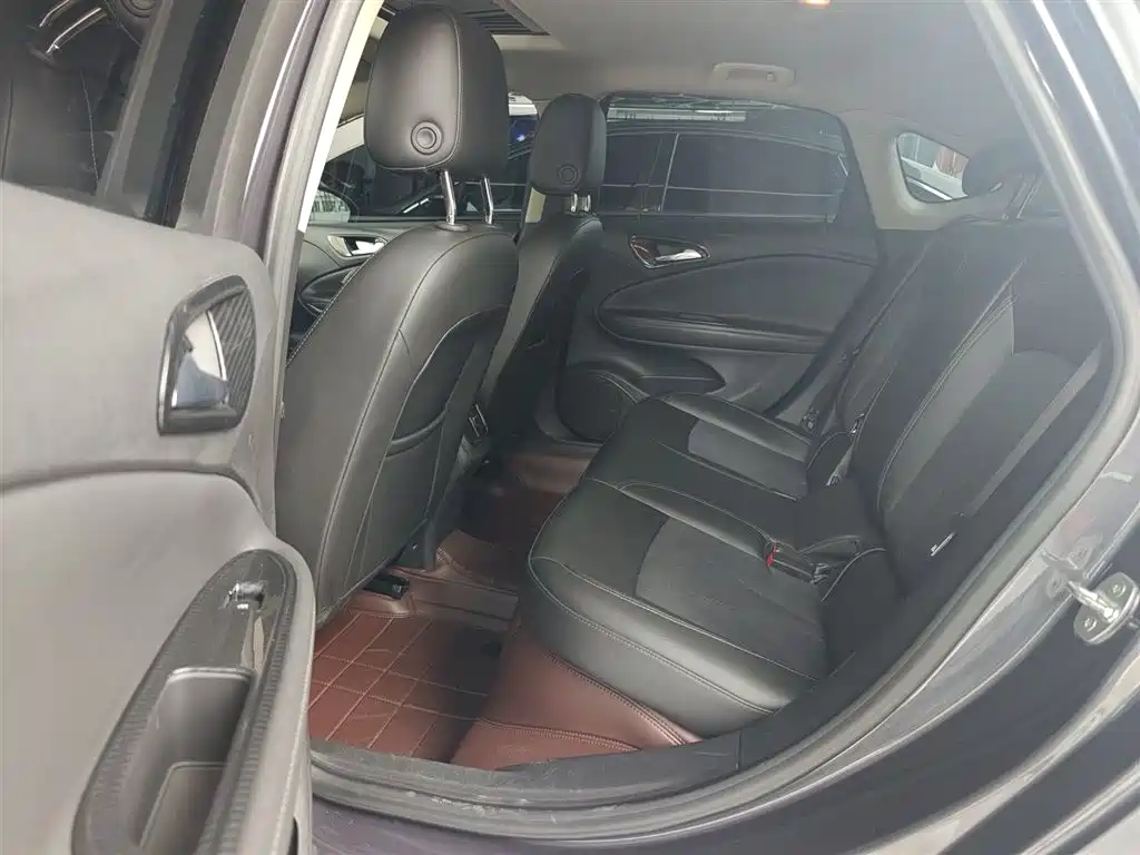 Buick Verano 2017 Sedan 20T DCT Leading фото 17