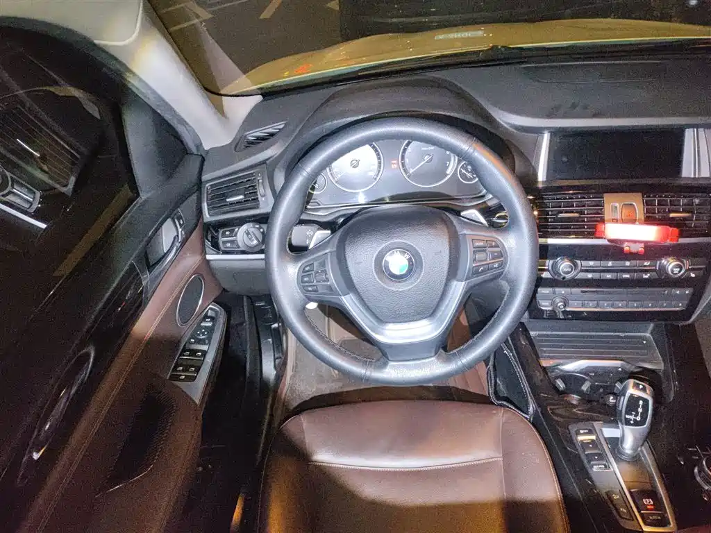 BMW X4 2014 xDrive20i X Design Package фото 6