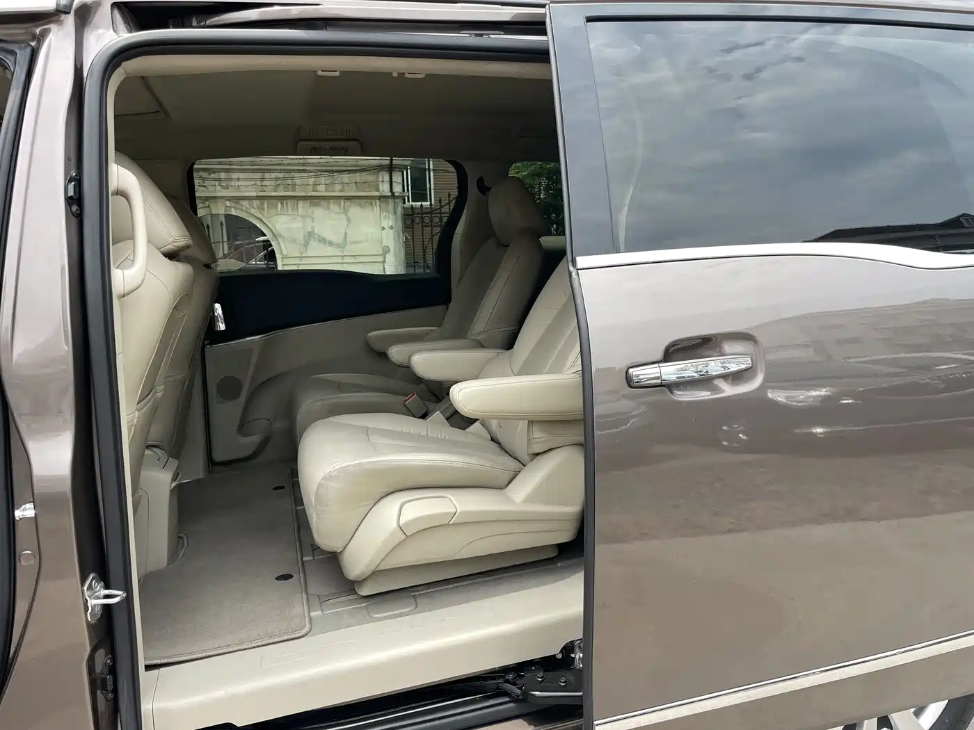 Buick GL8 2017 25S Luxury China V фото 17