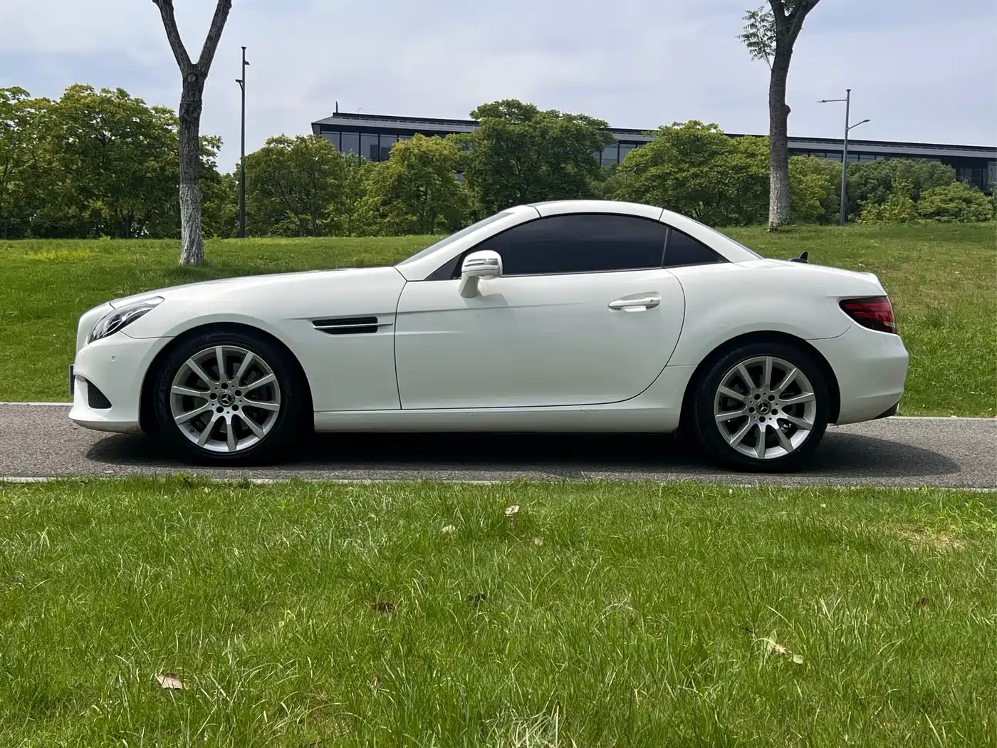 Mercedes-Benz SLC 2018 SLC 260 Dynamic фото 5