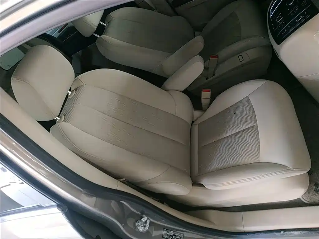 Buick GL8 2018 28T Comfort China VI фото 19