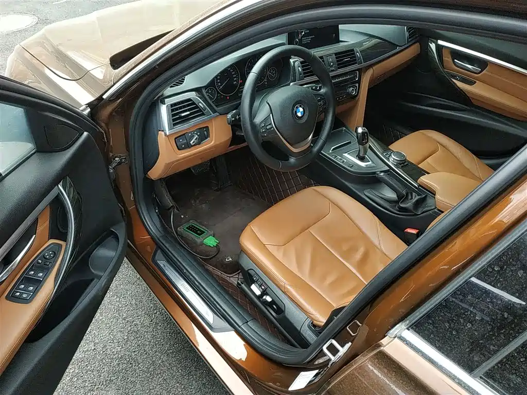 BMW 3 Series 2016 320Li Luxury Design Package фото 16