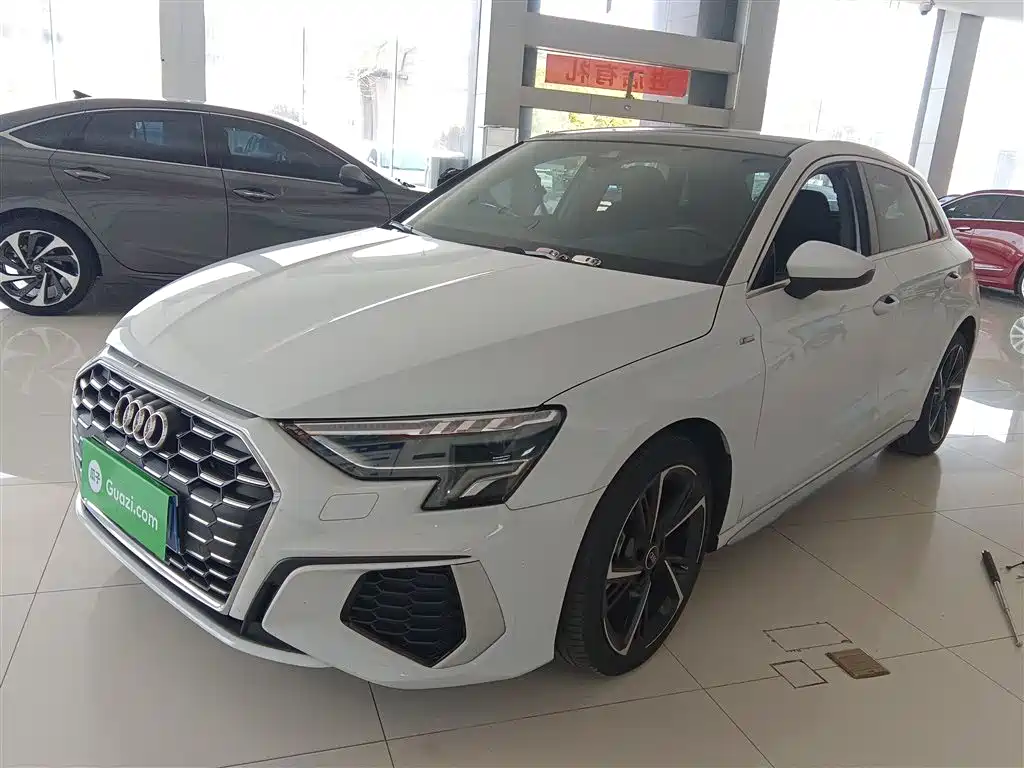 Audi A3 2023 Facelift Sportback 35 TFSI Fashion Sport