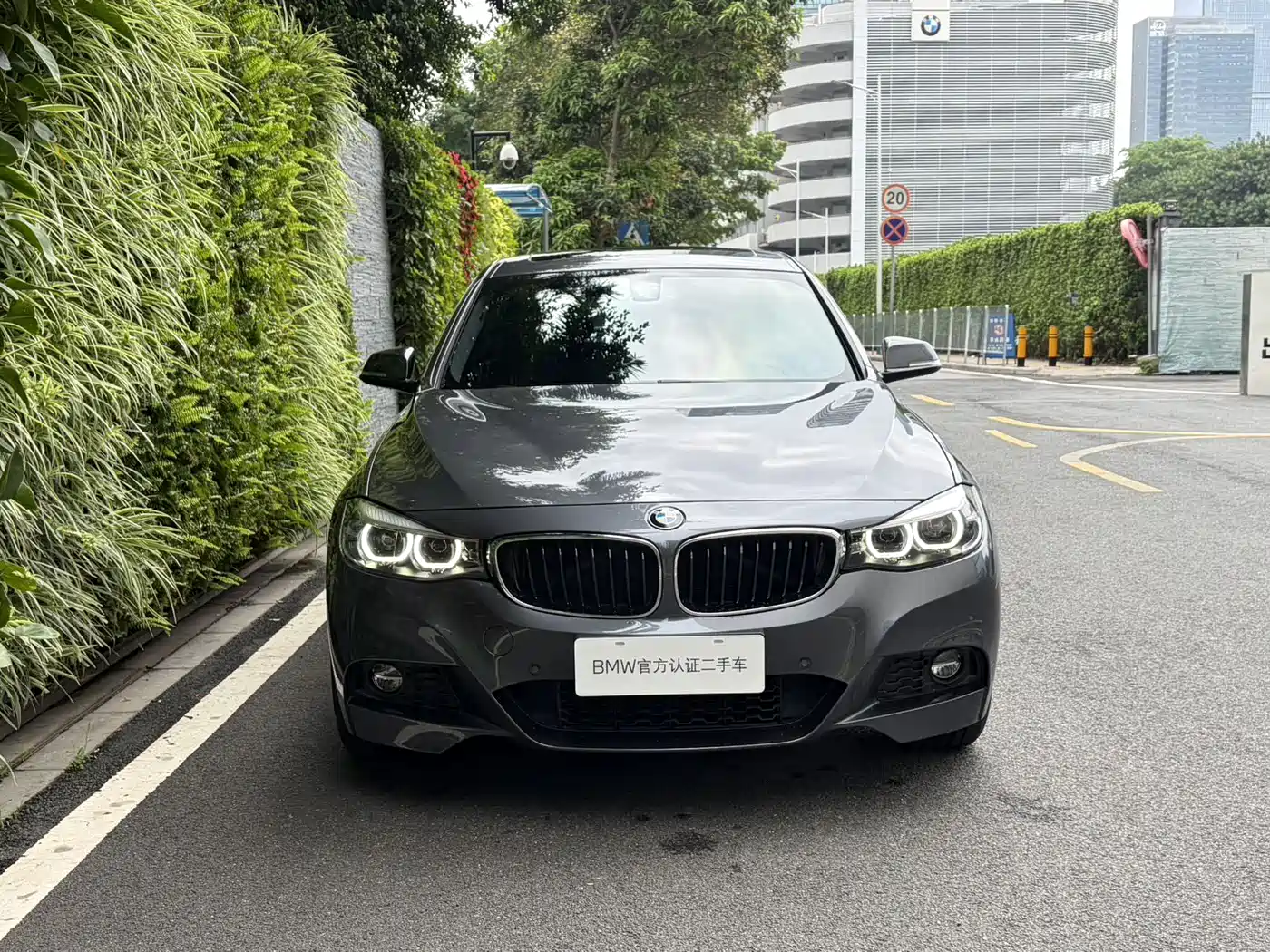 BMW 3 Series GT 2020 320i M Sport Package фото 2